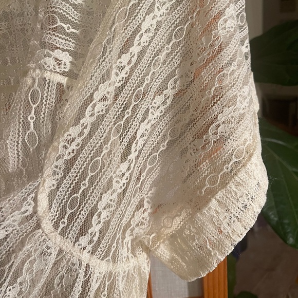 ❤️ Free People Lace Top ❤️ - Picture 4 of 14